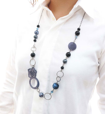 ルーペ付きネックレス 敬老の日オススメアイテム スクリオのショップ日誌 介護用品の通販 販売店